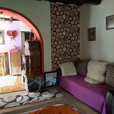 Ibolya Apartman Appartamento Kano Esterno foto